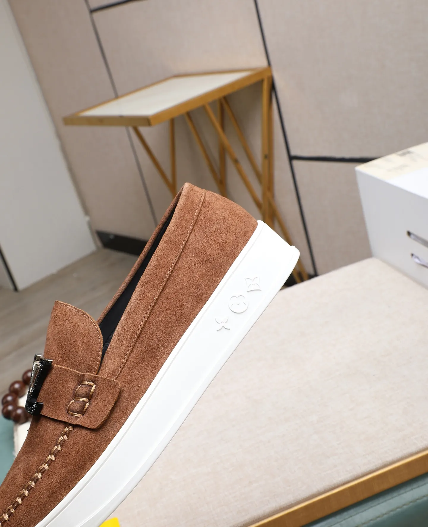 Men's shoes 💰440 📛📛【LOUIS VUITTON】Louis Vuitton official website synchronized new products 👟Milan fashion catwalk style 🇰🇾🇰🇾LV family logo, celebrity style, a must-have for fashionistas ⚠️First-layer calfskin ➕Genuine leather lining ➕Official website original version special outsole 👞Number 38-44